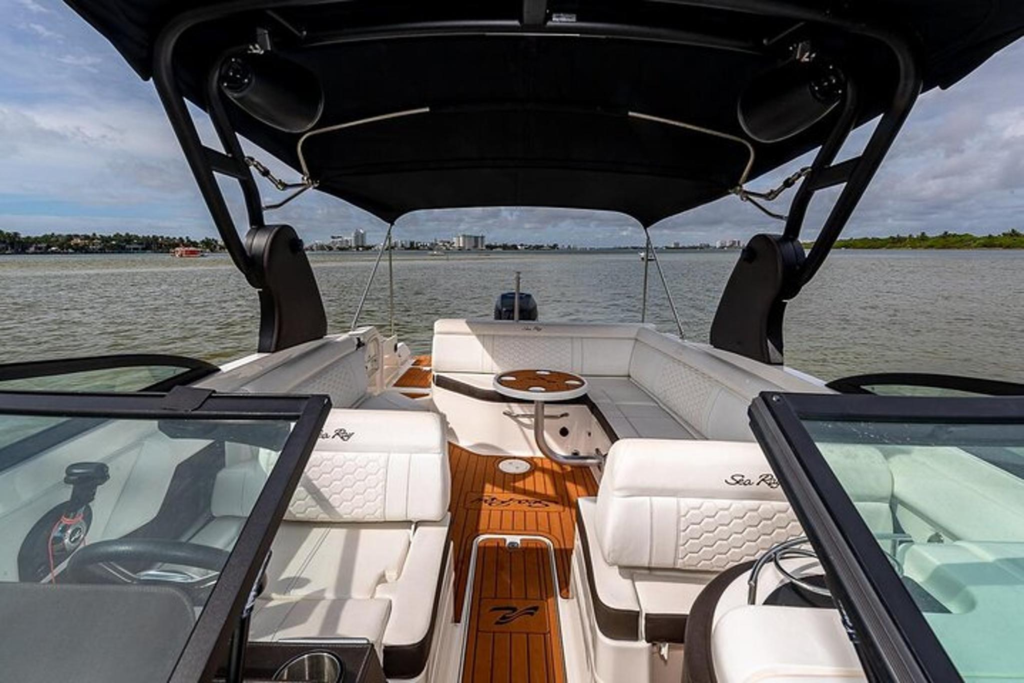 Miami Biscayne Bay Private Boat Experience - Image 6