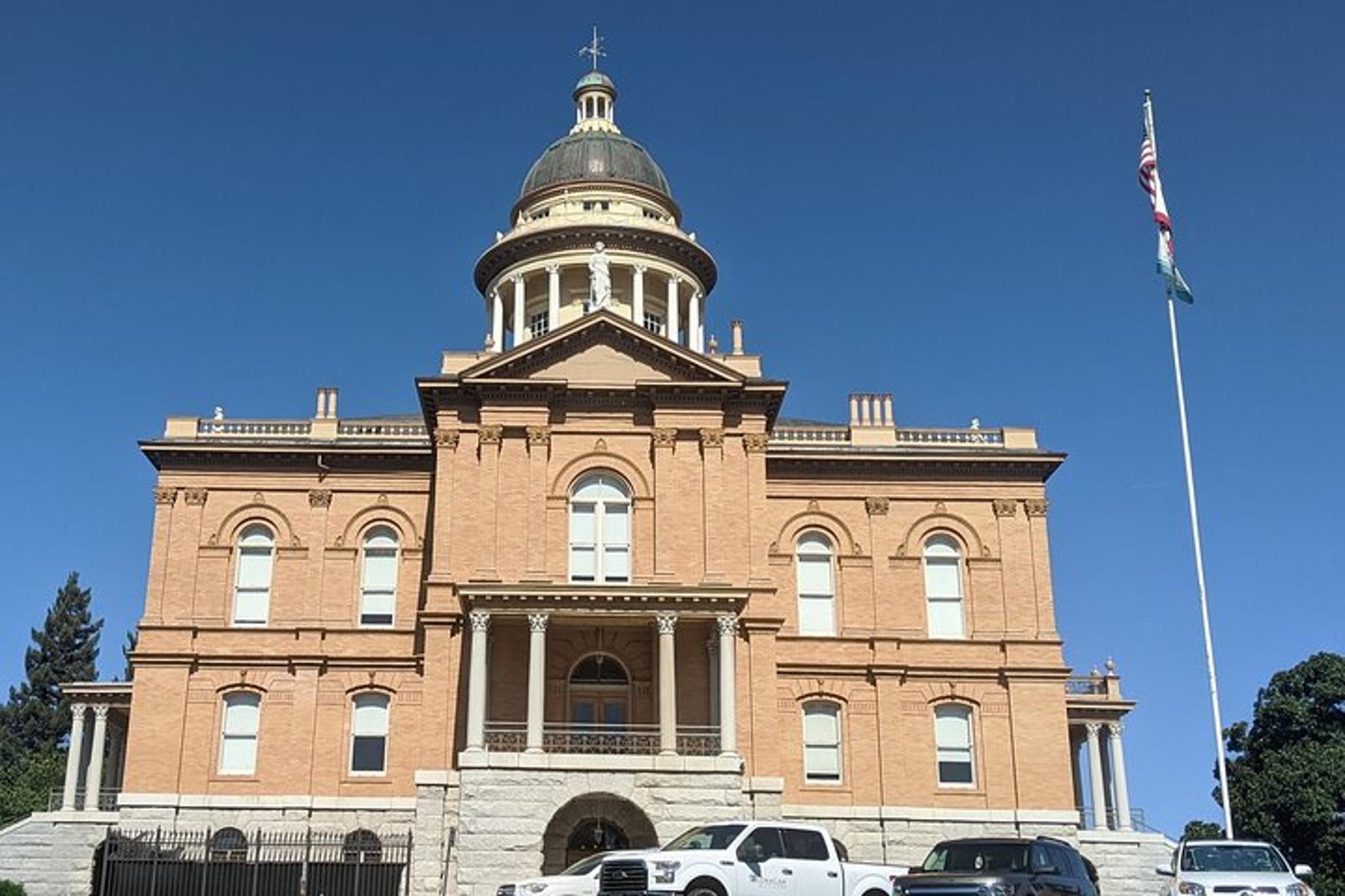 Auburn Scavenger Hunt Walking Tour - Image 3