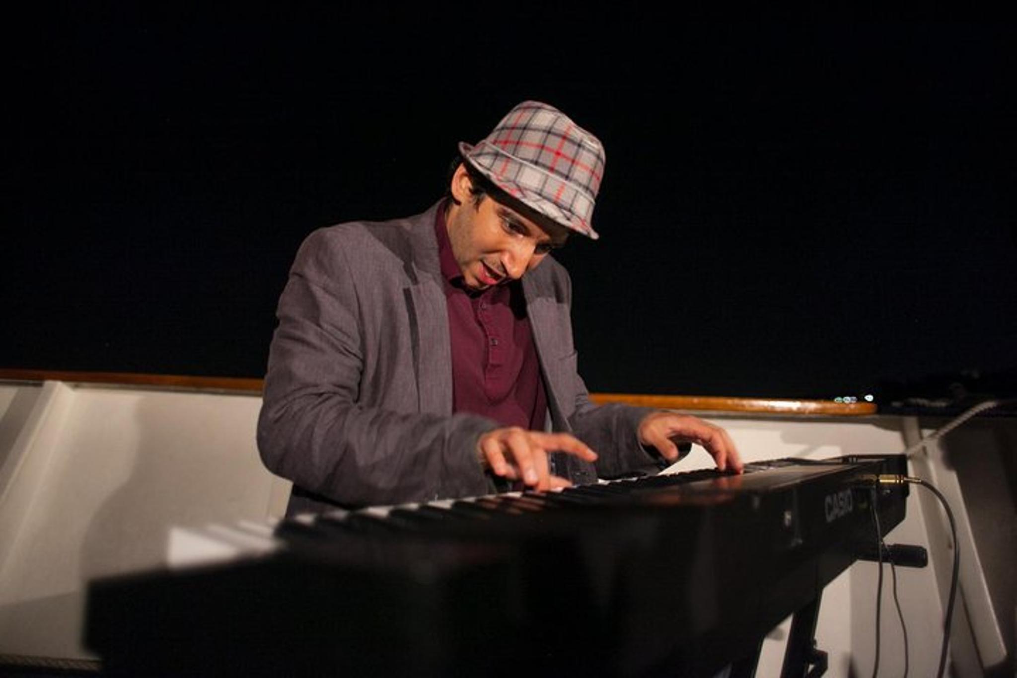 New York Harbor Wine and Jazz Sail - Image 5