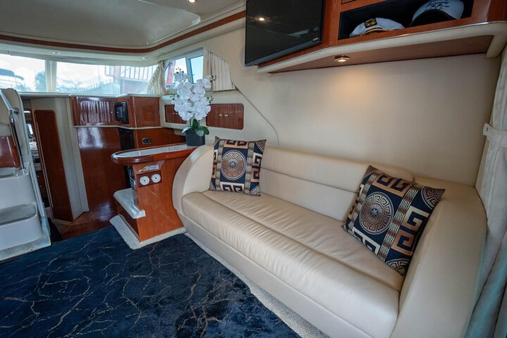 Miami Yacht Rental 3 to 6 Hours - Image 6