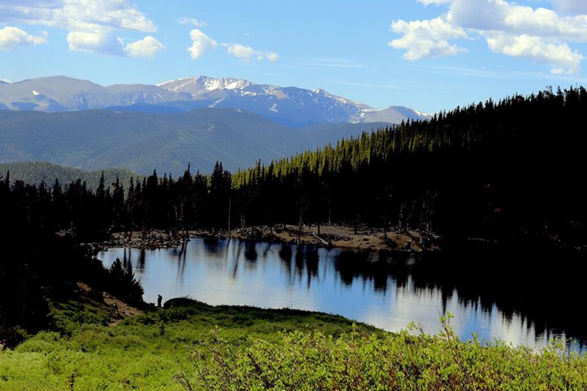 Denver Glacier Hiking and Geothermal Cave Pools - Image 3