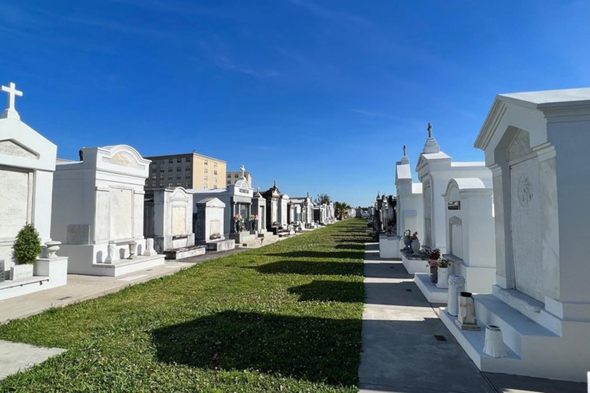 New Orleans Cemetery Walking Tour - Image 4