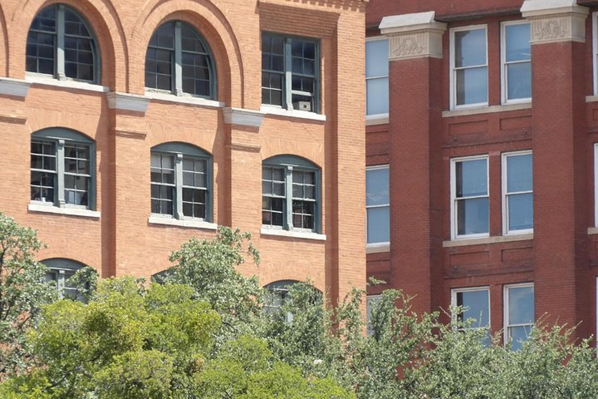 Dallas JFK Assassination Tour with Museum - Image 3