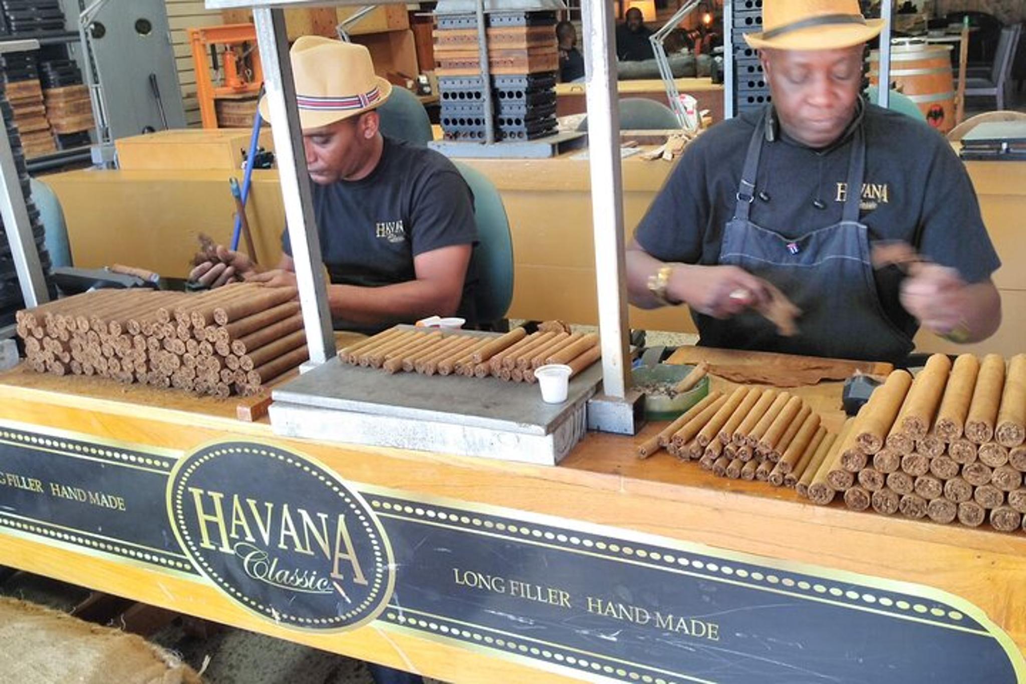 Miami Little Havana Arts and Culture Tour 2.5 hr - Image 5