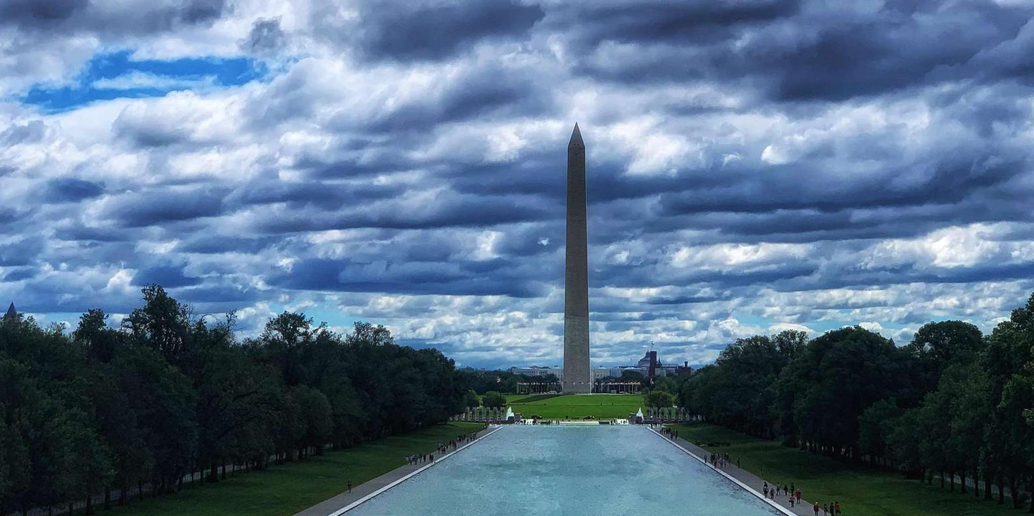 Washington DC Nighttime Sightseeing Tour - Image 2