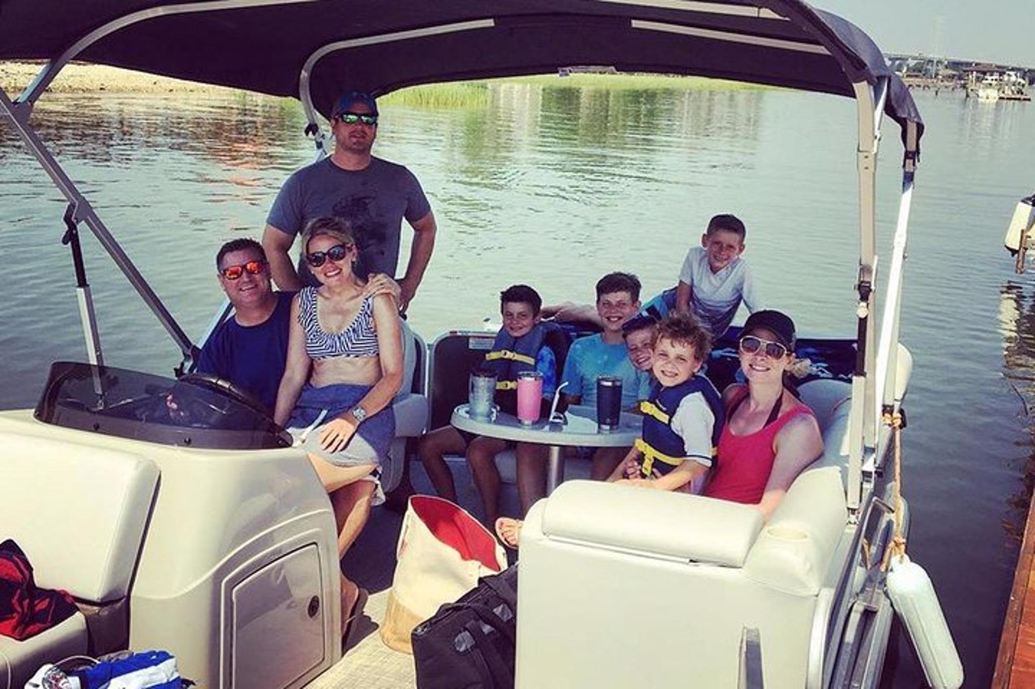 Hilton Head Pontoon Boat Rental 6-Hour - Image 3