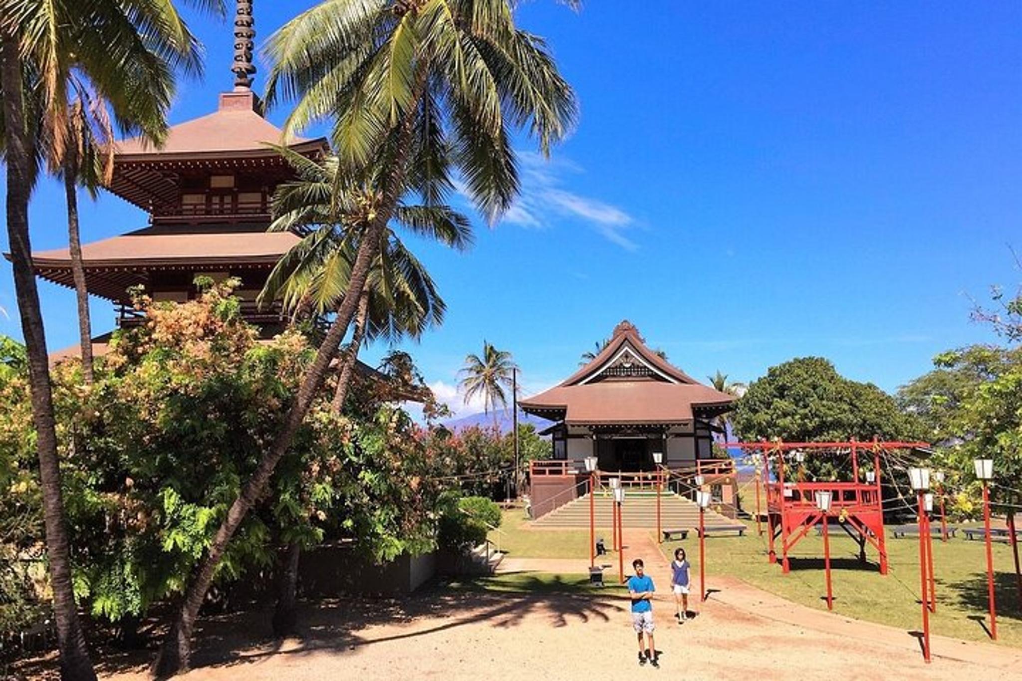 Honolulu Culture Tour with Kimono, Temple & Sushi - Image 4