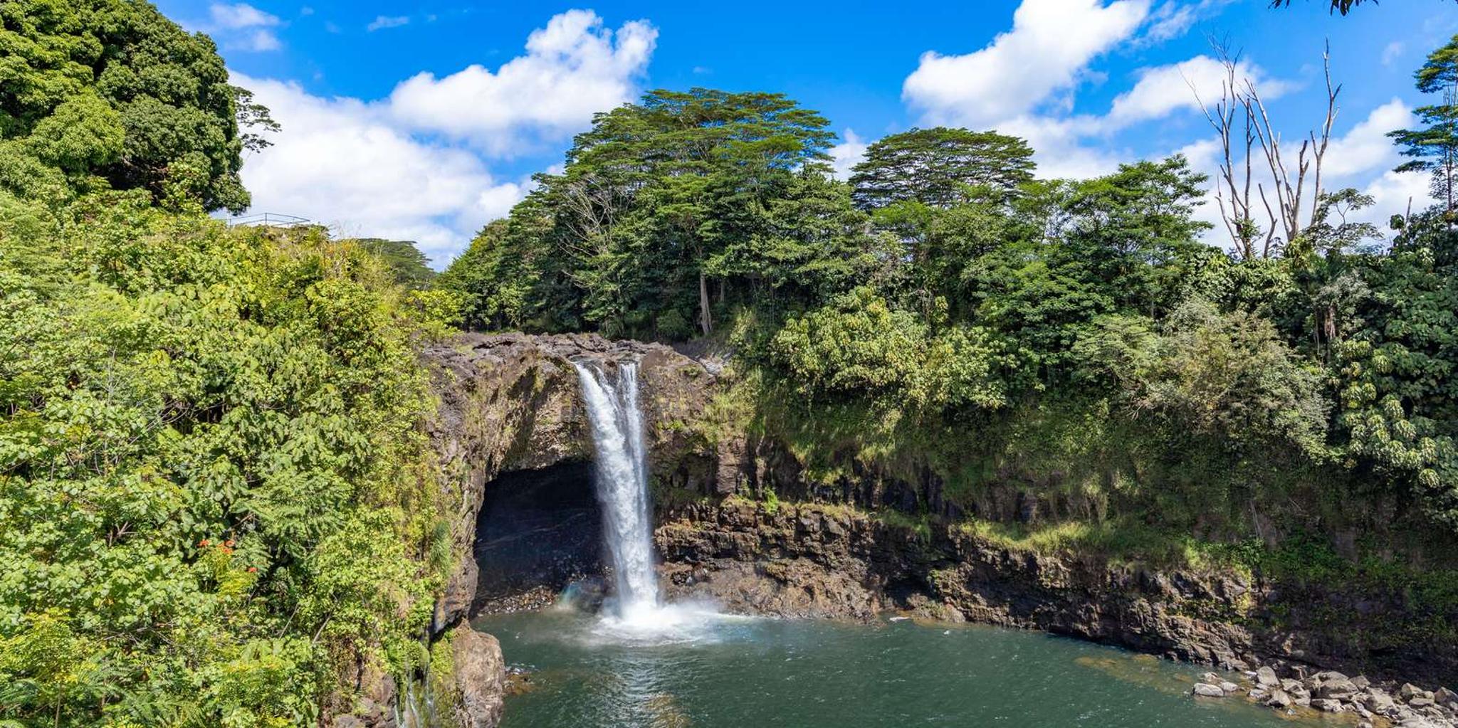 Big Island Waterfalls Tour with Private Access - Image 2