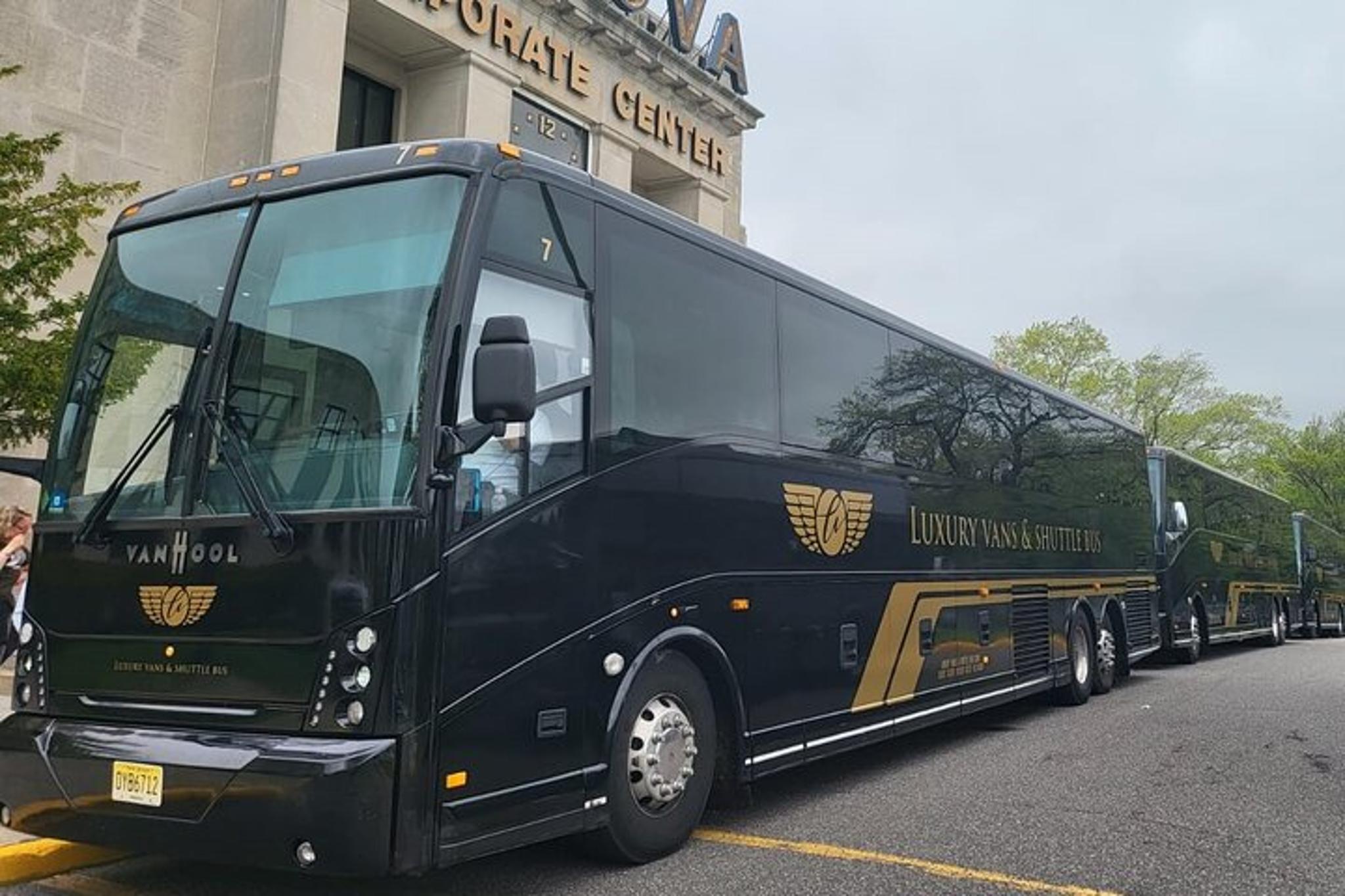 New York City Airport Arrival Transfer by Mini Coach - Image 5