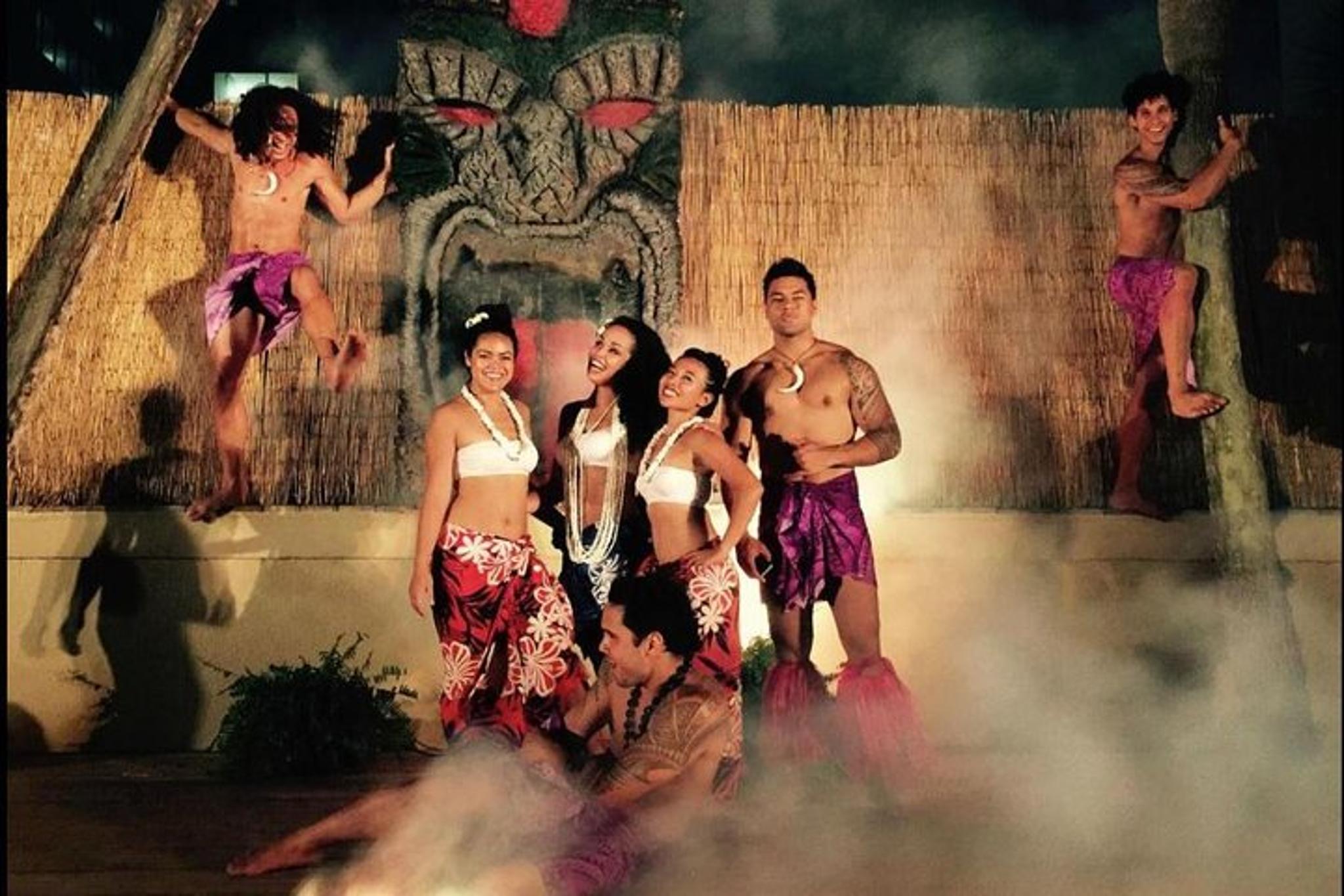 Daytona Beach Polynesian Fire Dinner Show - Image 3