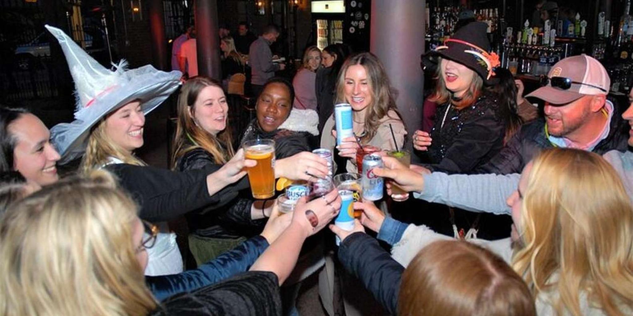 Cincinnati Ghost Walking Tour with Booze - Image 6