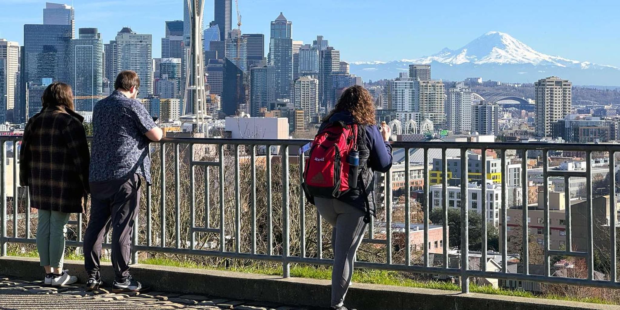 Seattle City and Snoqualmie Waterfalls Tour - Image 5