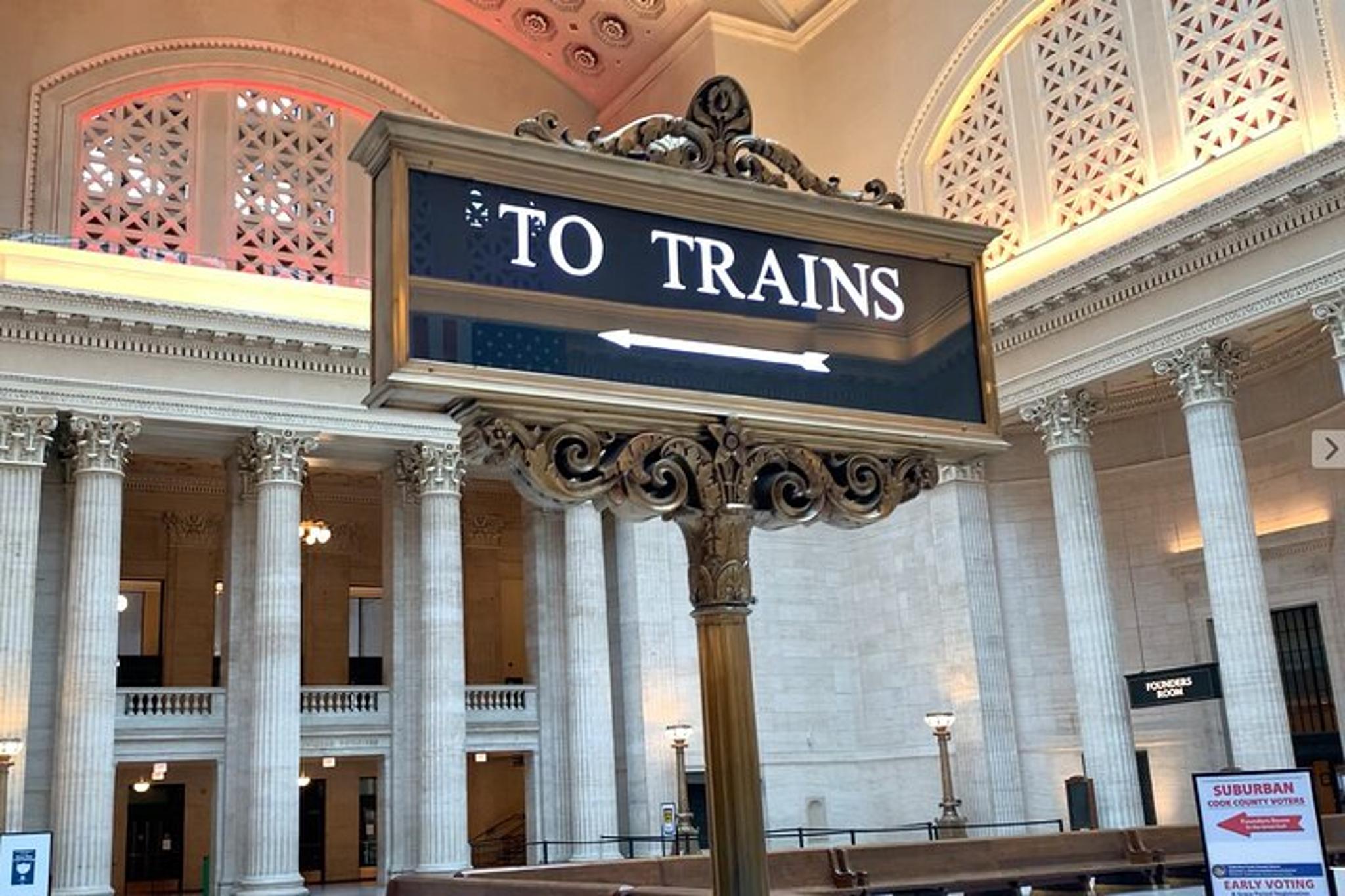 Chicago Union Station Movie and TV Walking Tour 90 Min - Image 4