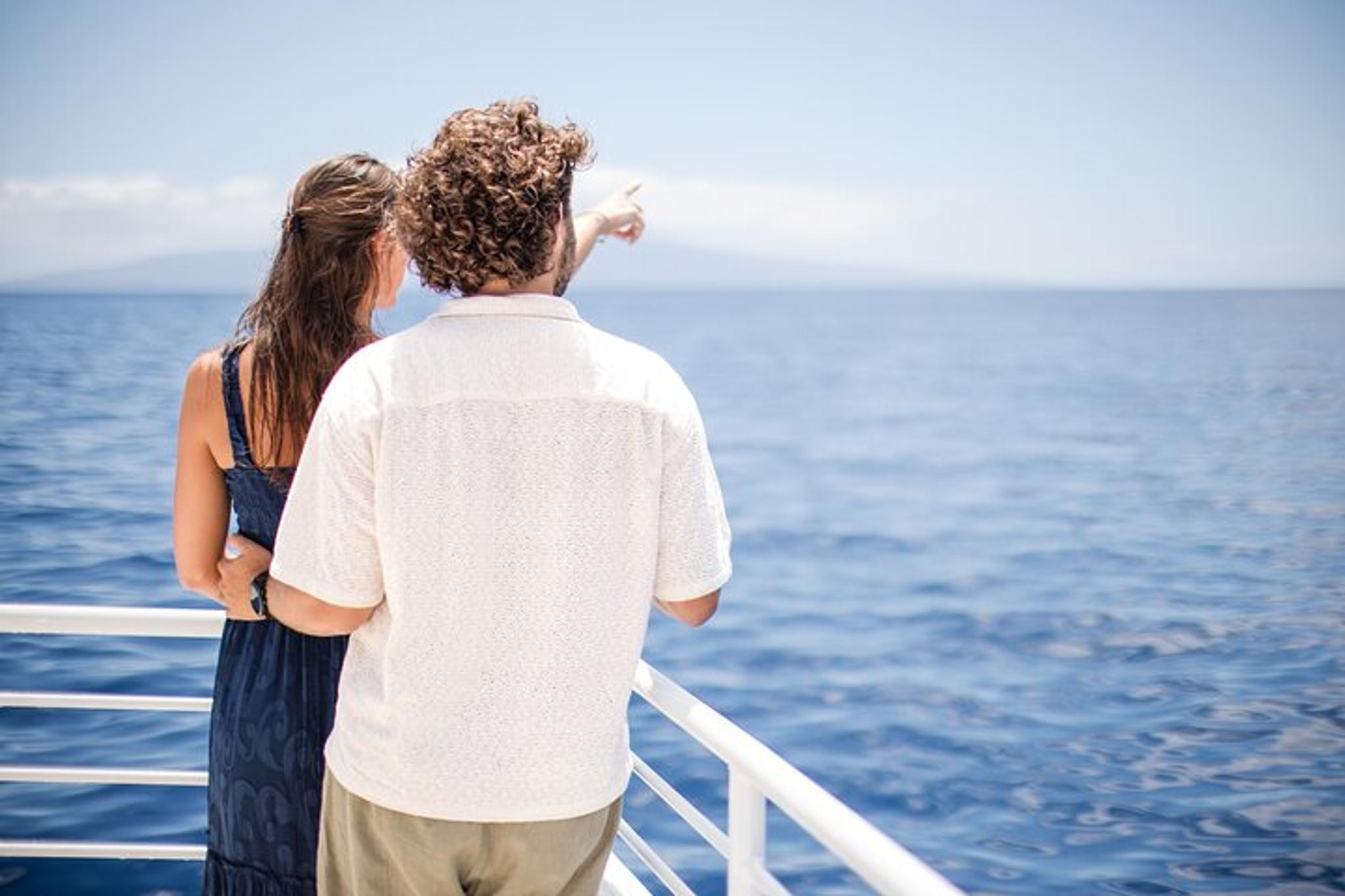 Maui Catamaran Sail with Culture and Cocktails - Image 2