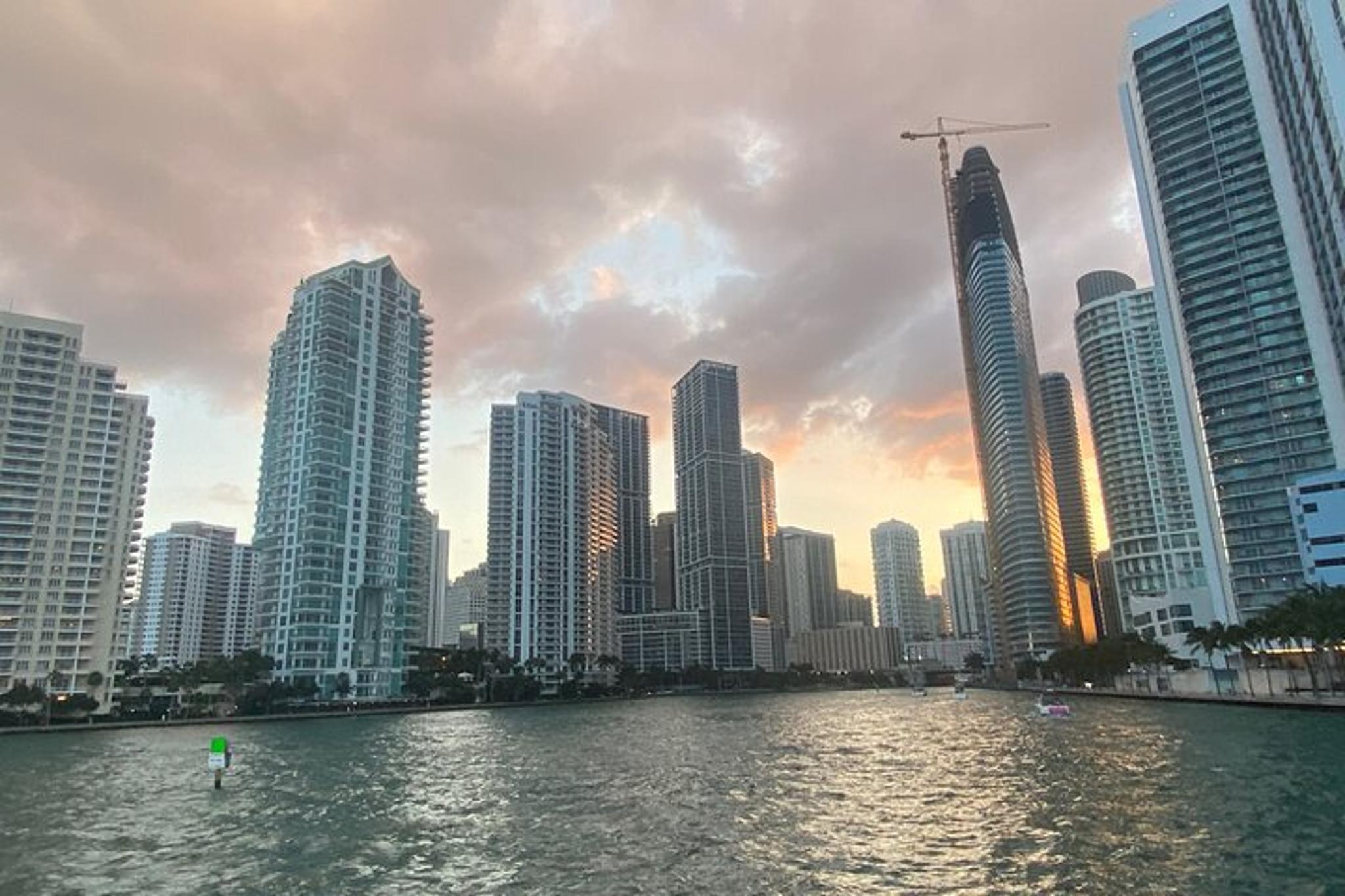 Miami Skyline Happy Hour Cruise - Image 4