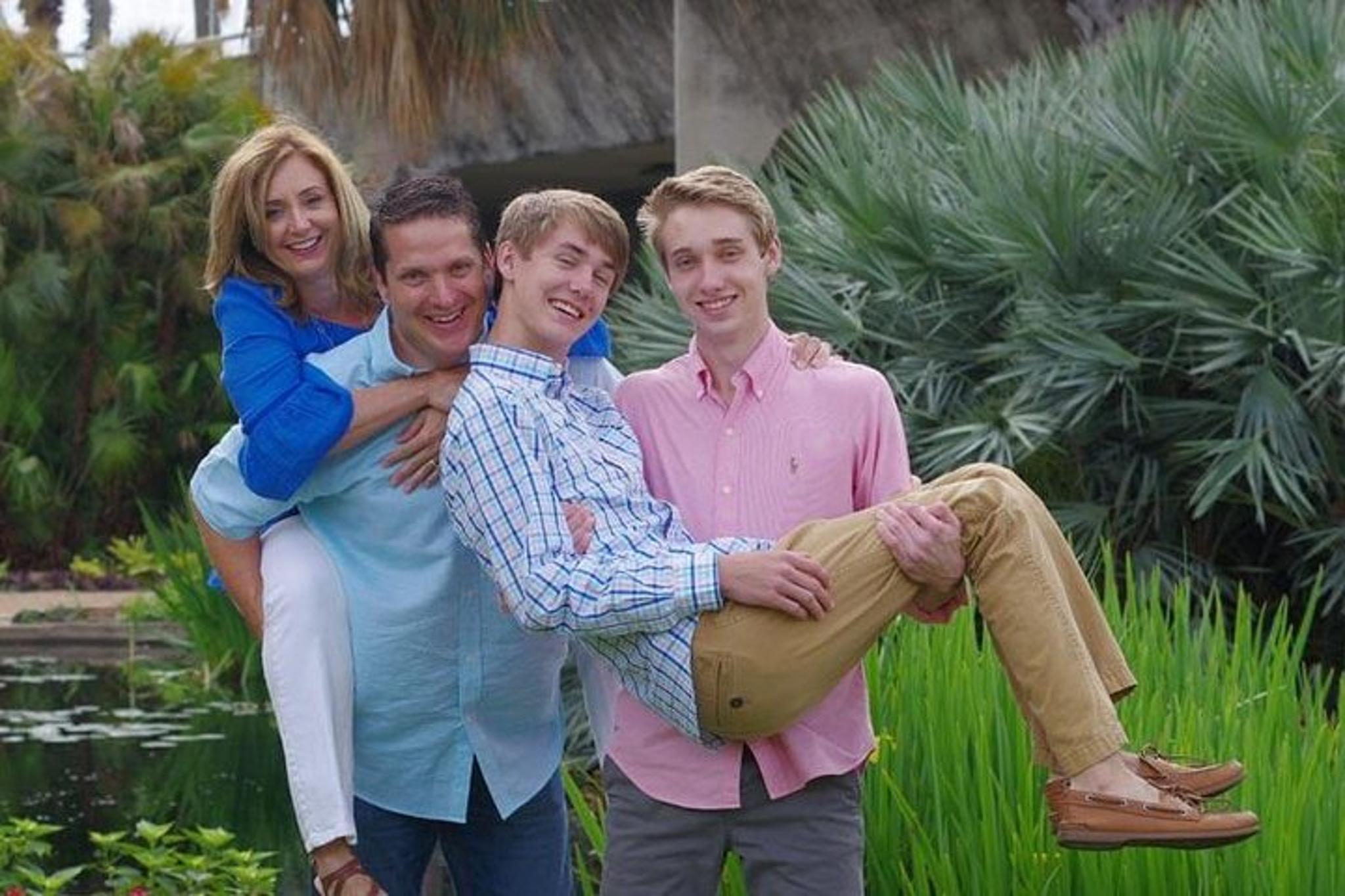 San Antonio Vacation Photography Session 30 Min - Image 4