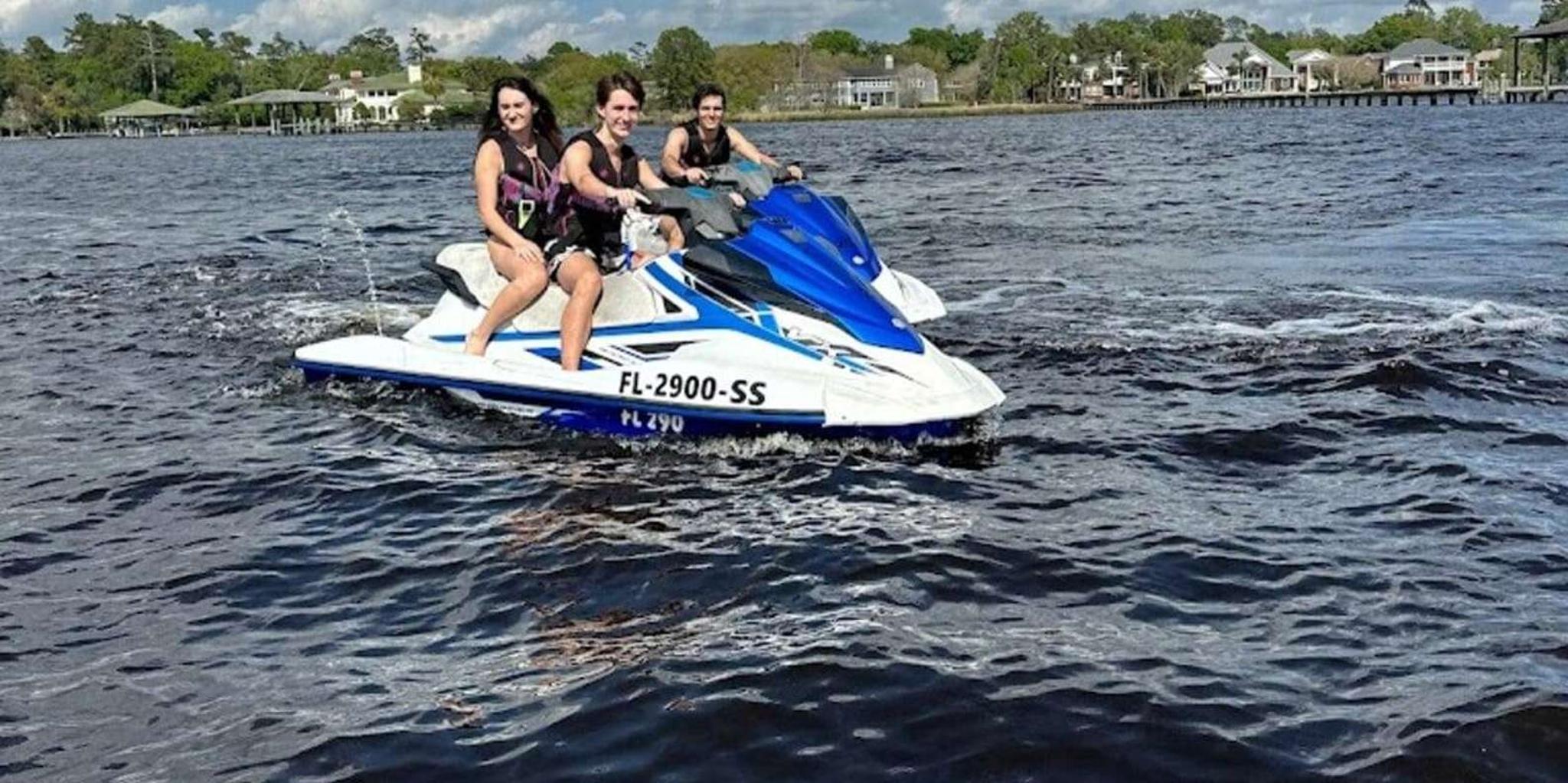 Jacksonville Jet Ski Rental on the Ortega River - Image 2