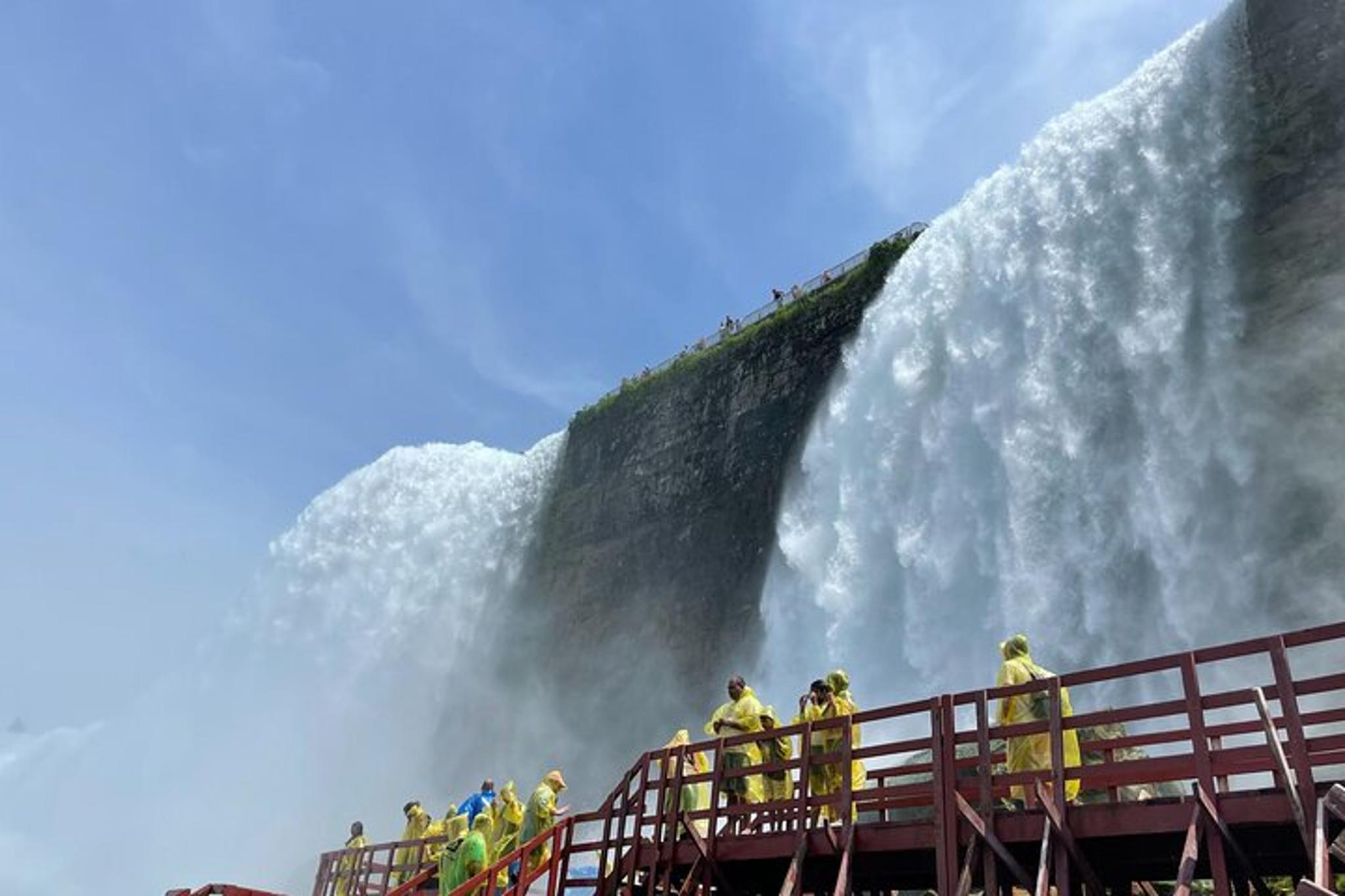 Niagara Falls City Highlights and Hotel Package 2 Days - Image 5