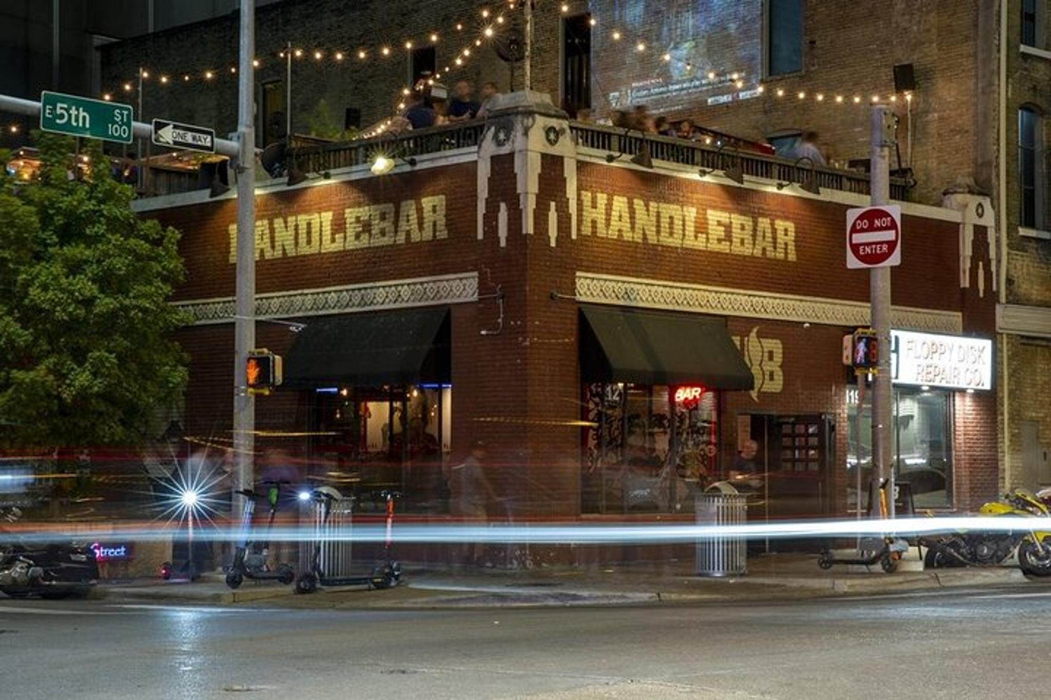 Austin Haunted Pub Crawl - Image 3