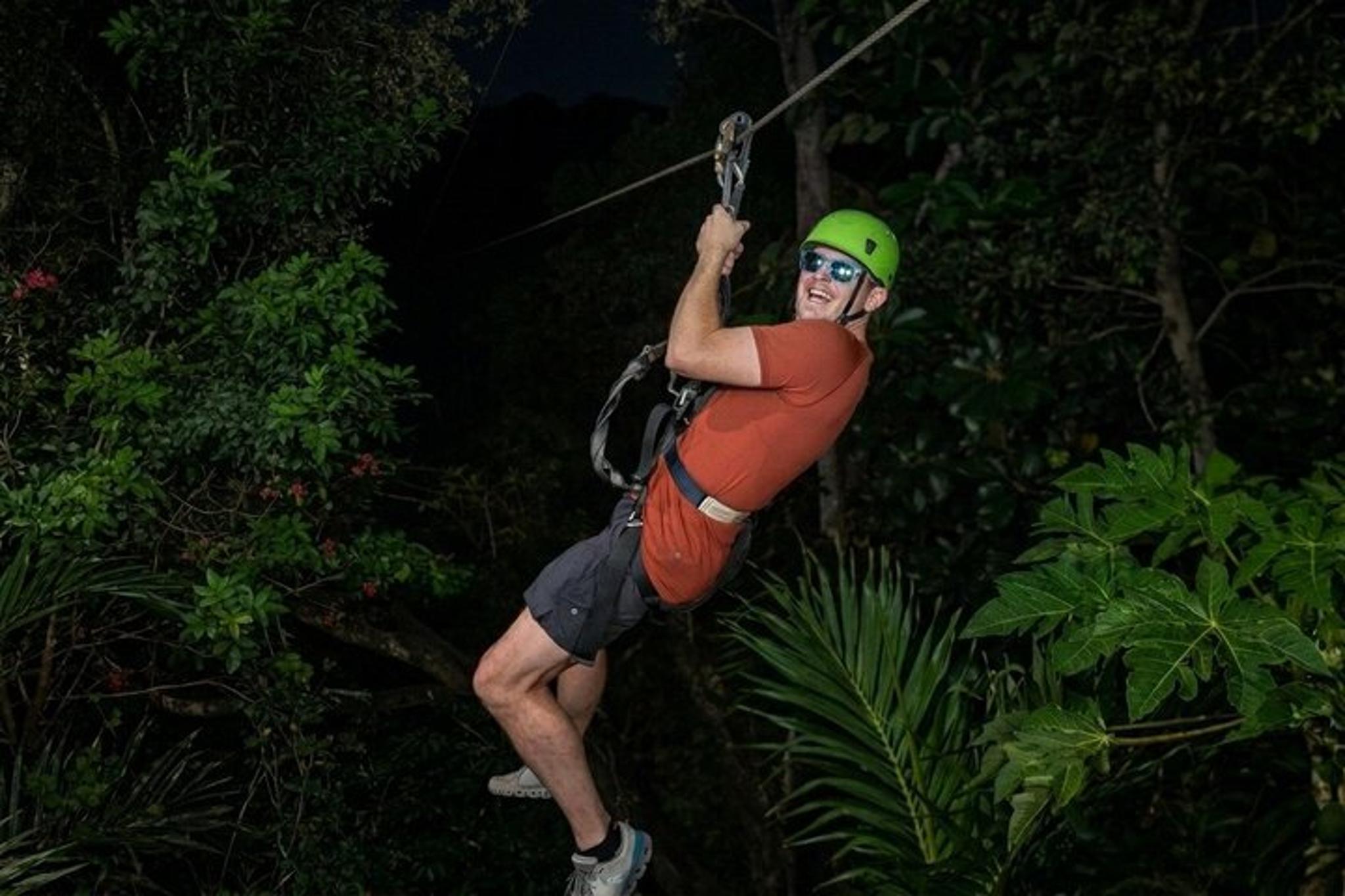Honolulu Night Zipline Adventure 75 Min - Image 3