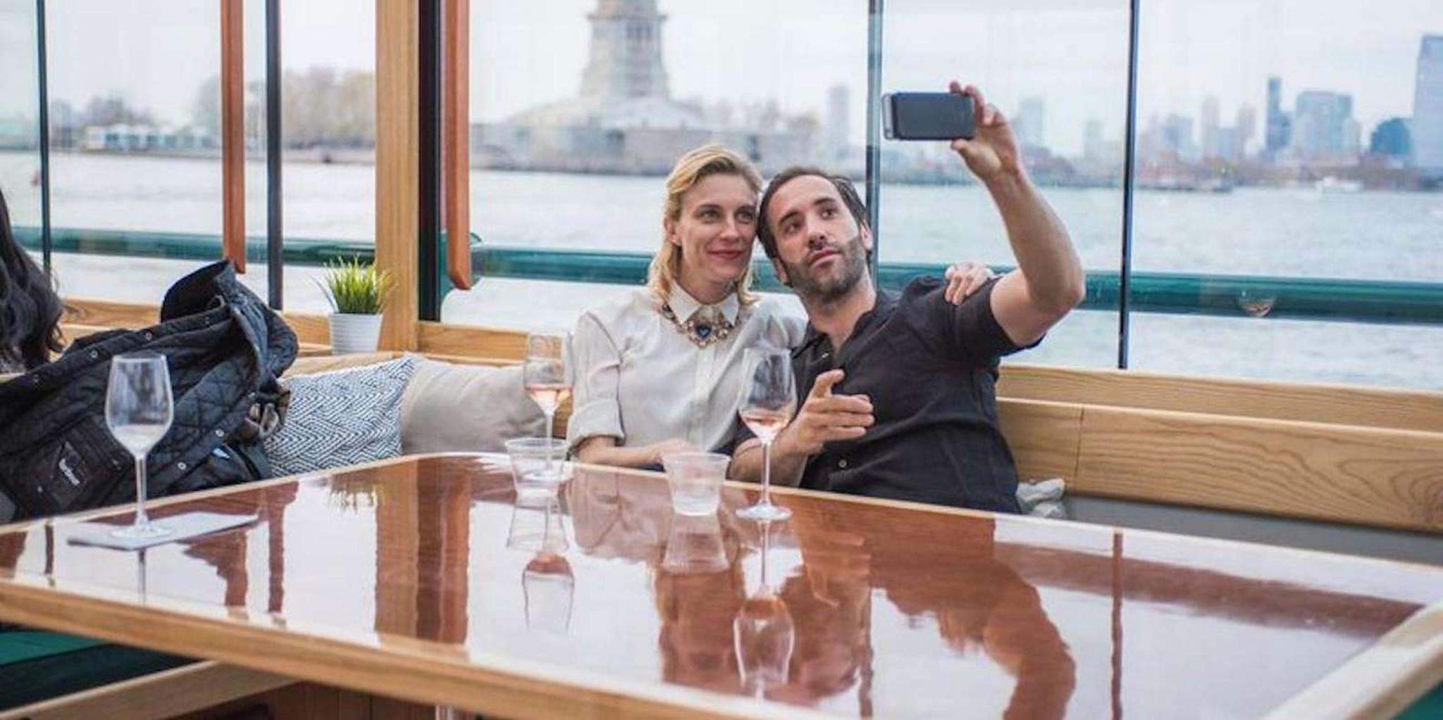 New York City Skyline Cruise Aboard Yacht