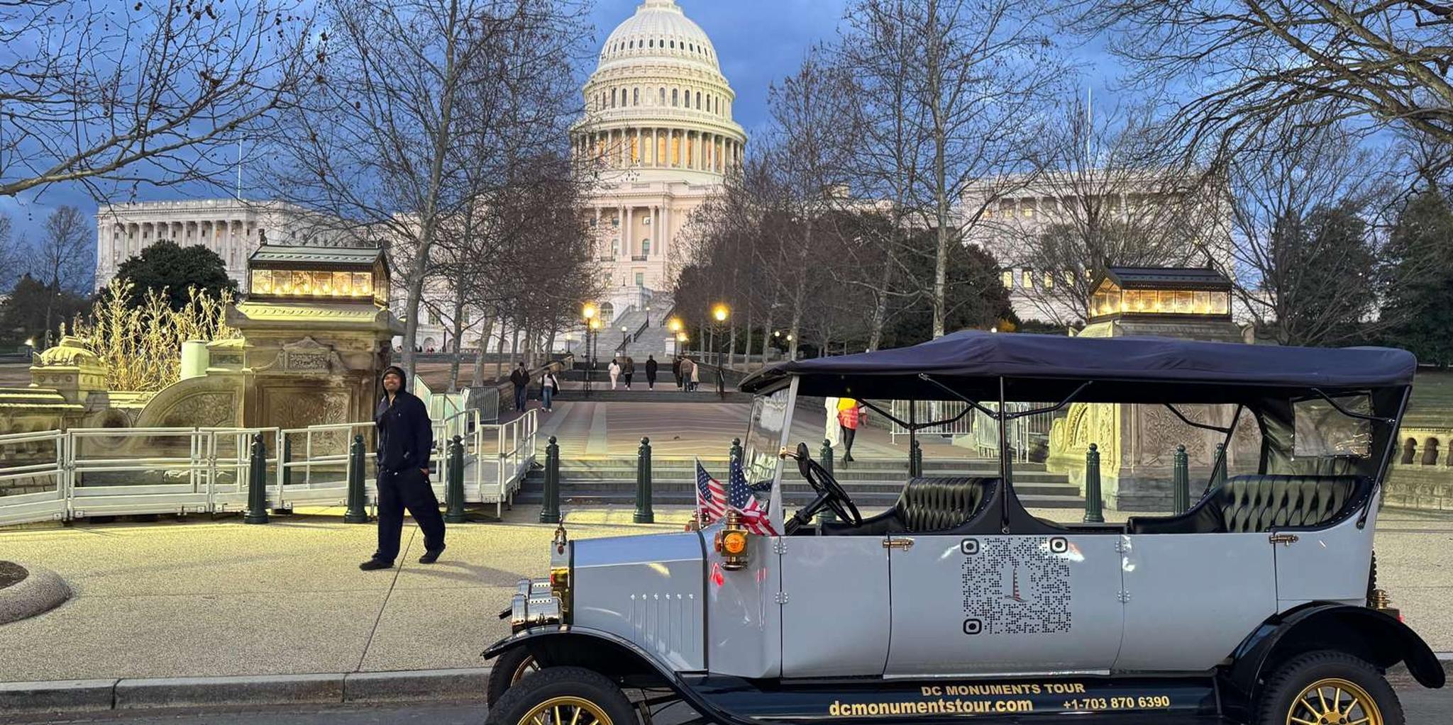 Washington DC Electric Cart and Vintage Car Tour - Image 4