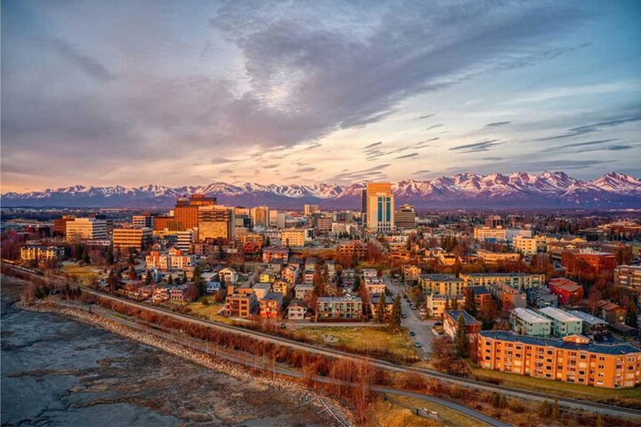 Anchorage Private Airport Transfer - Image 3