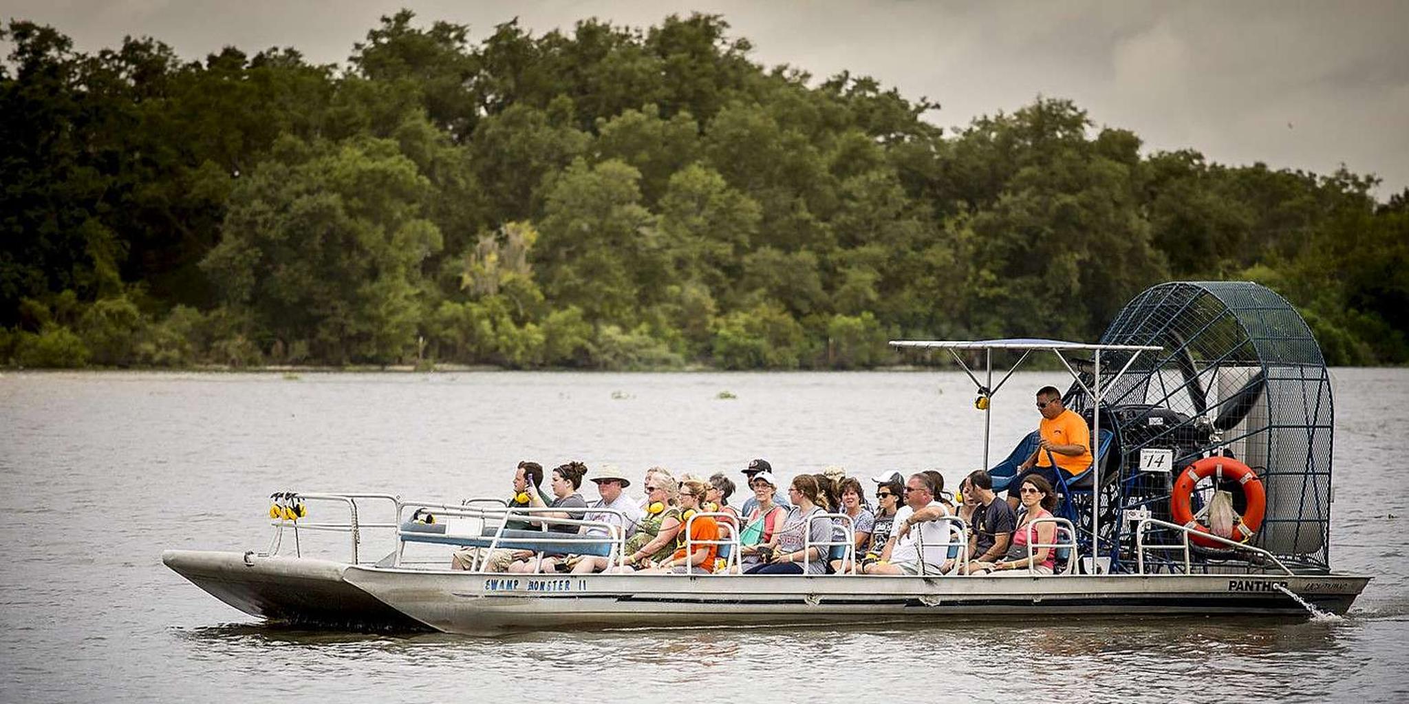 New Orleans Airboat Adventure Tour - Image 5