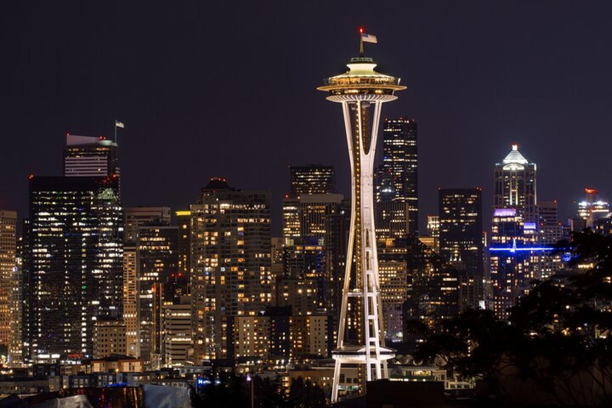 Seattle Night Walking Tour with Space Needle - Image 6