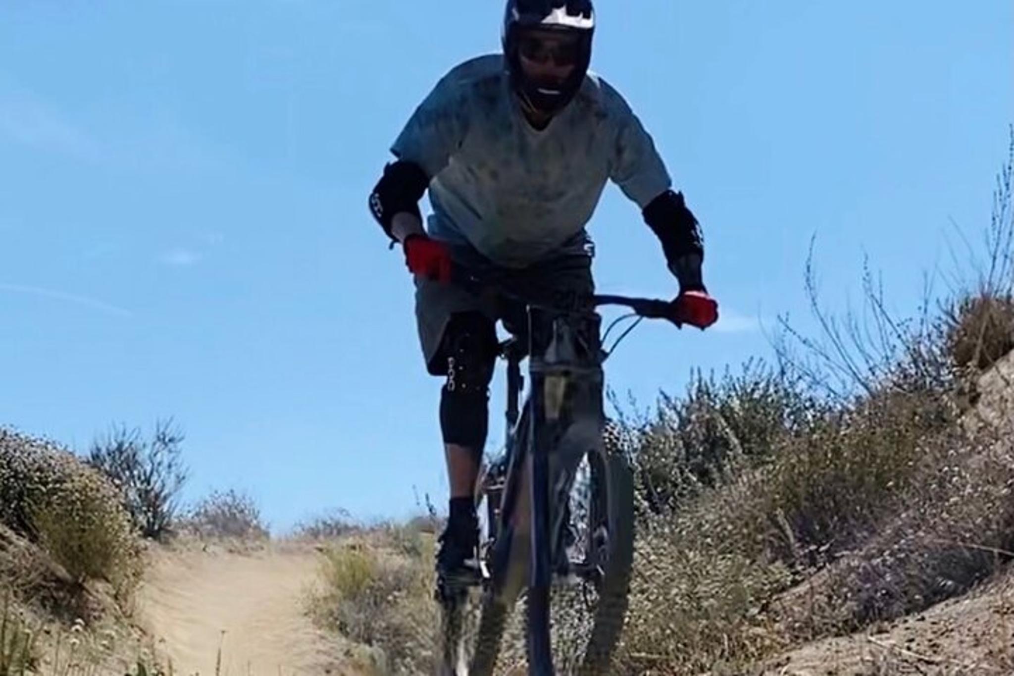 Alta Dena Downhill Electric Mountain Bike Tour - Image 3