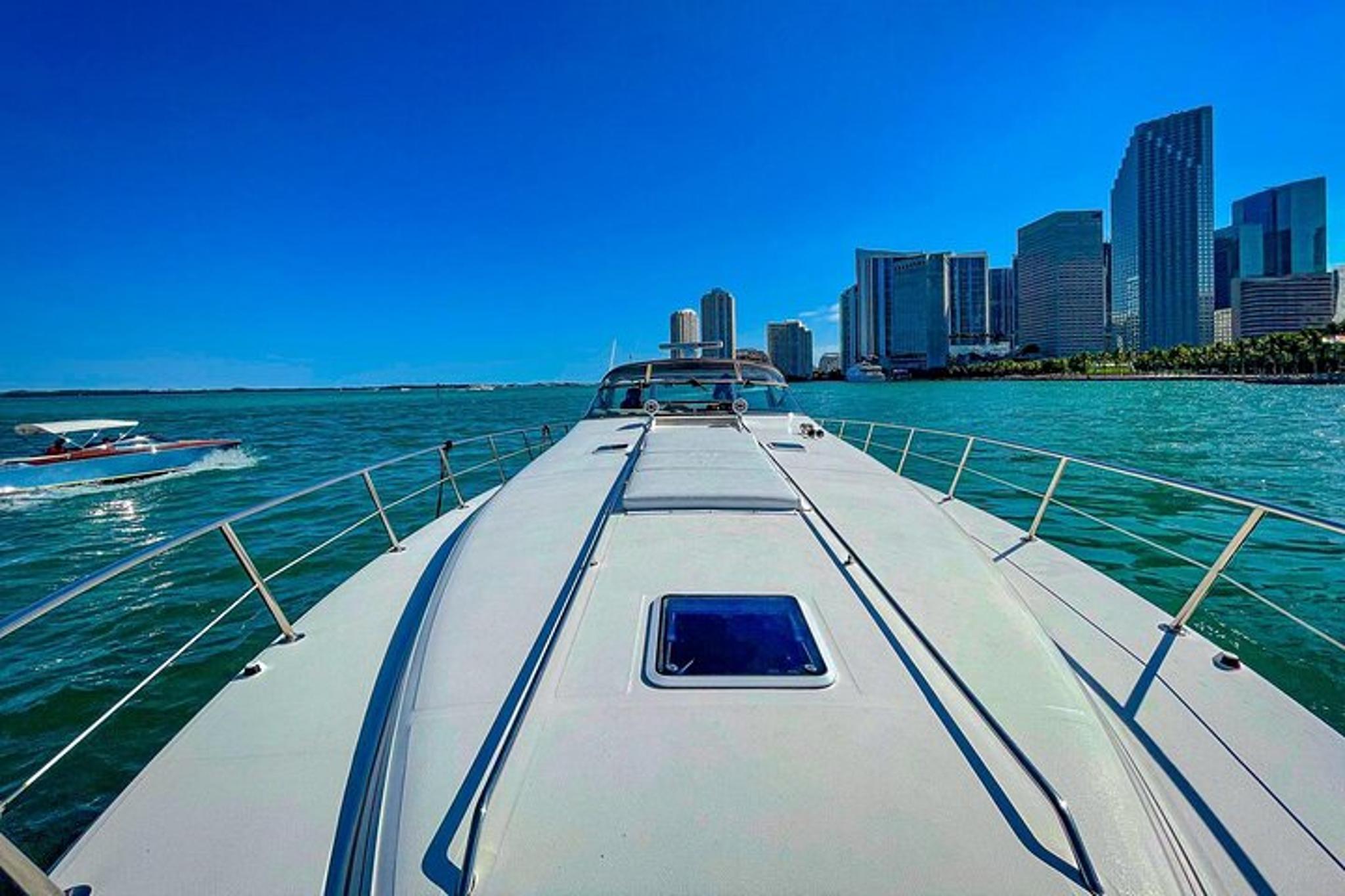 Miami Yacht Rental with Captain 4 hr - Image 2