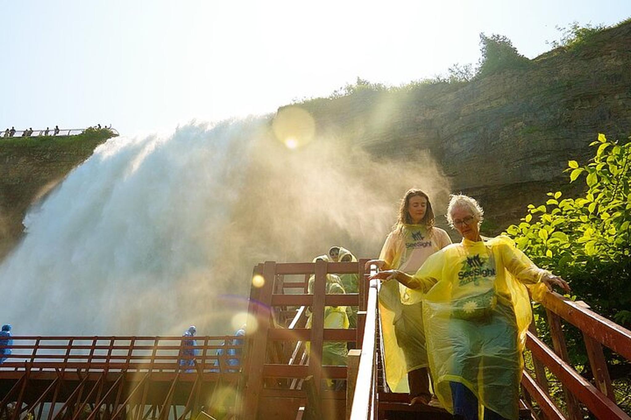 Niagara Falls Tour with Maid of the Mist & Cave of the Winds - Image 3