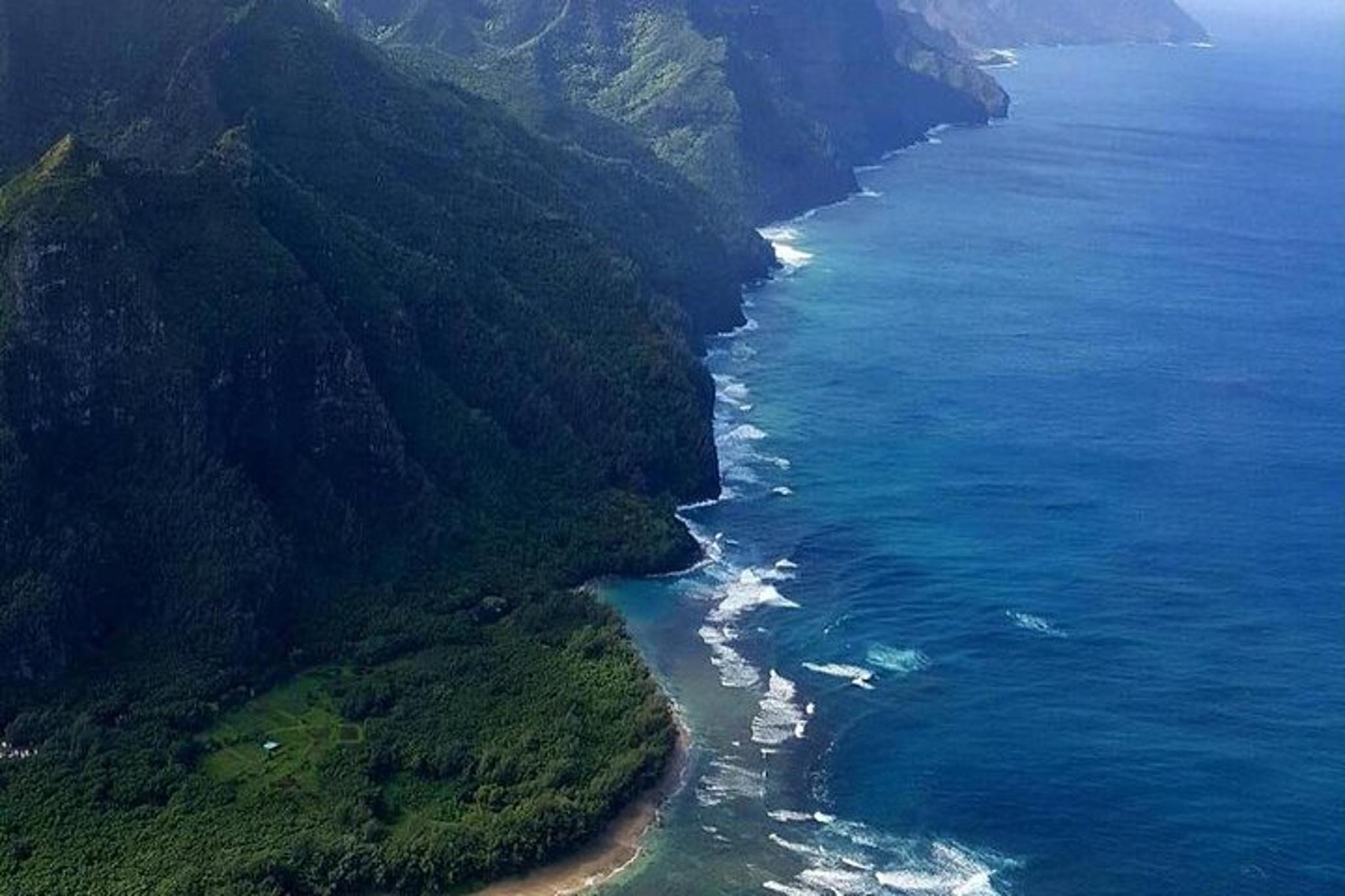 Kauai Sightseeing Flight 65 Min - Image 5