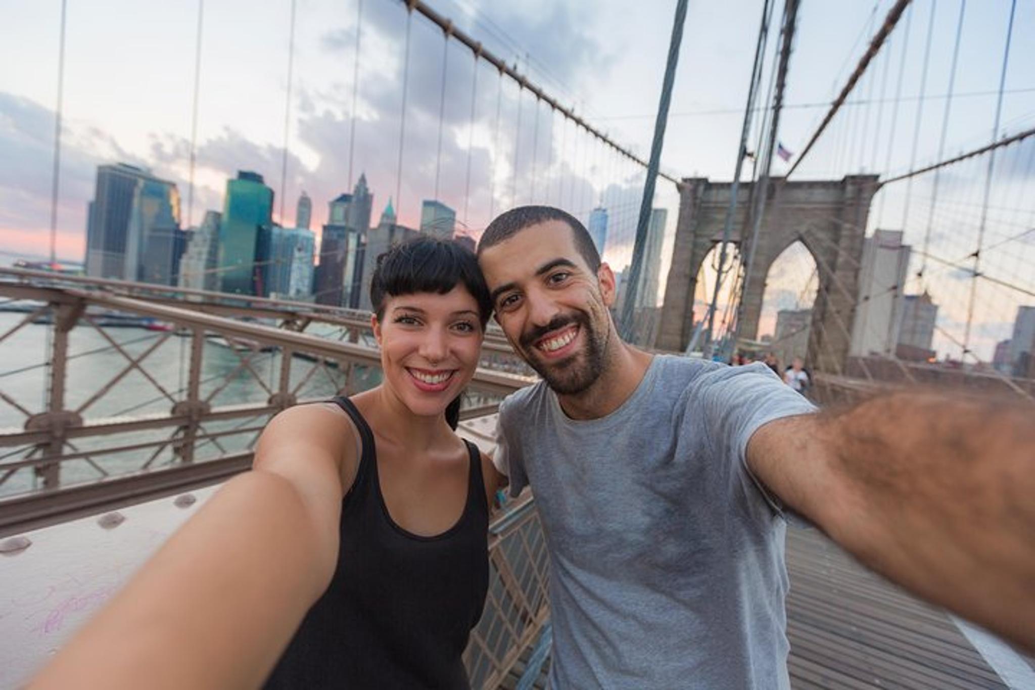 Brooklyn Food Tour by SUV or Minibus - Image 1