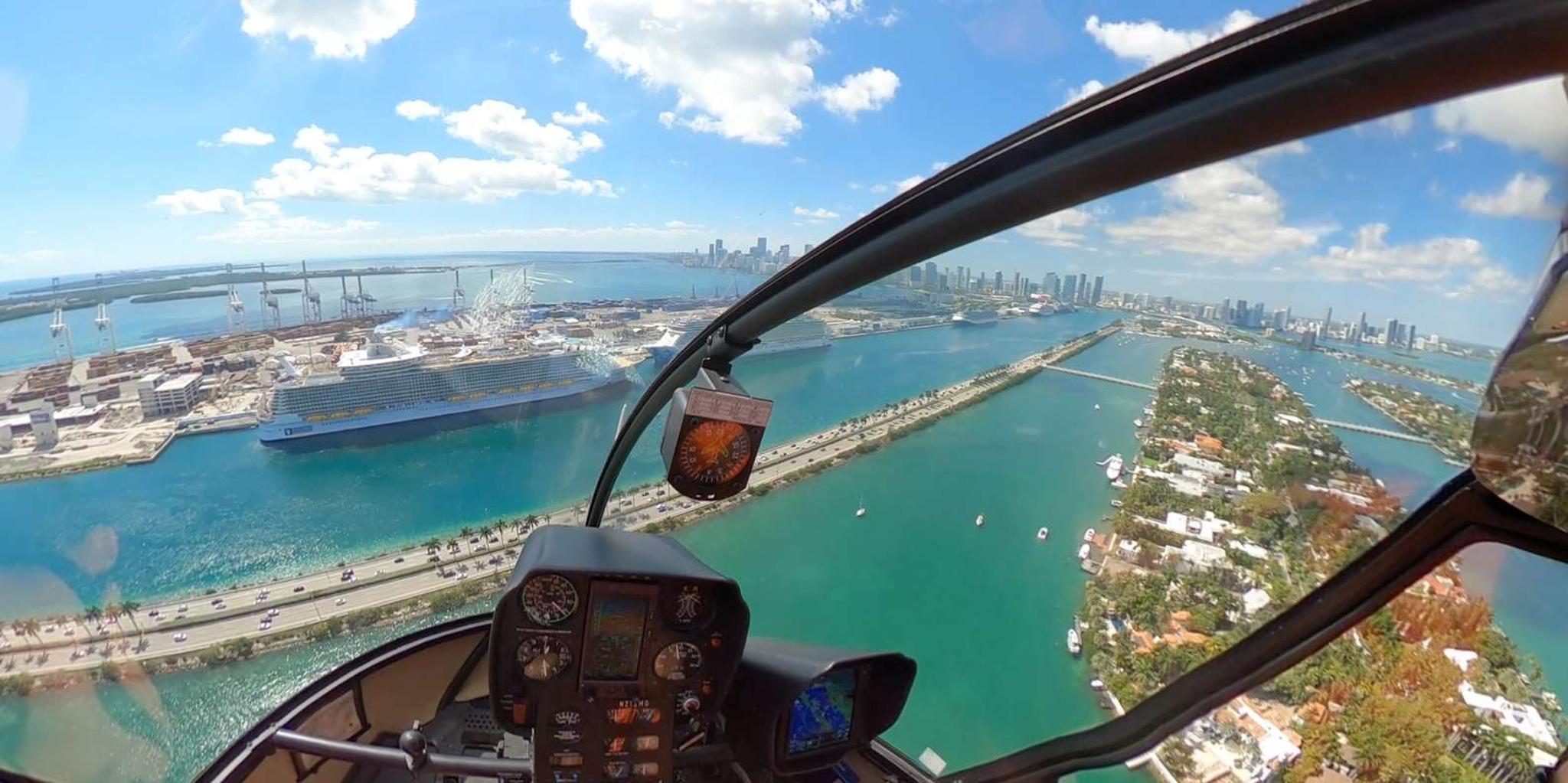 Miami Private Helicopter Tour with Champagne - Image 6