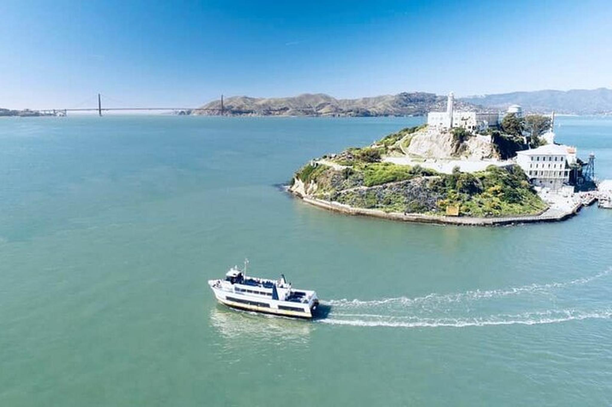 San Francisco Alcatraz Prison and Golden Gate Bridge Tour