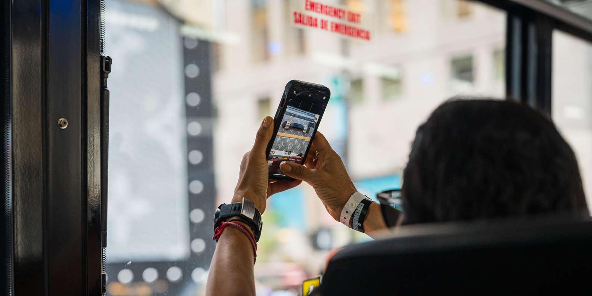 New York City Half-Day Bus Tour - Image 2