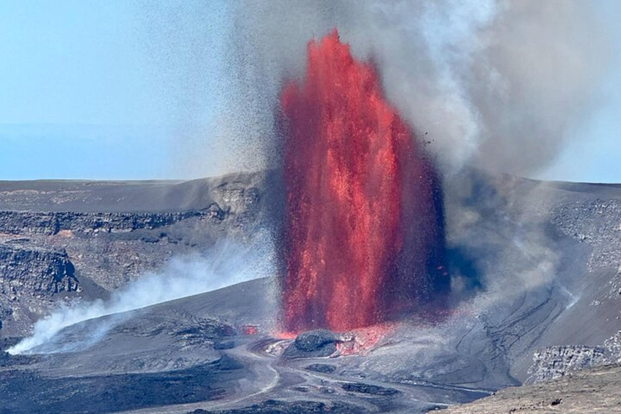 Hilo Volcano and Waterfall Adventure - Image 2