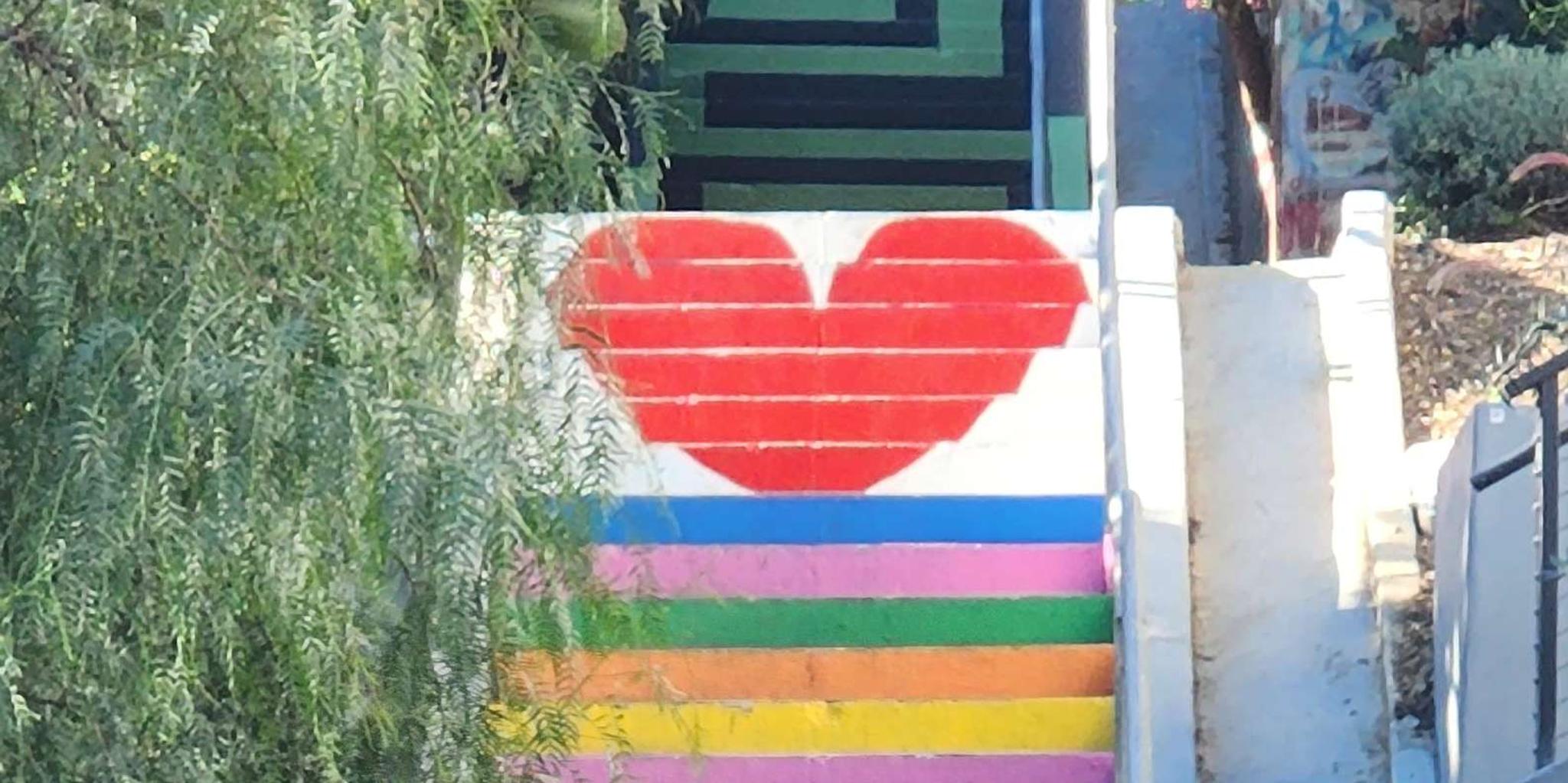 Los Angeles Secret Painted Stairs Walking Tour - Image 3