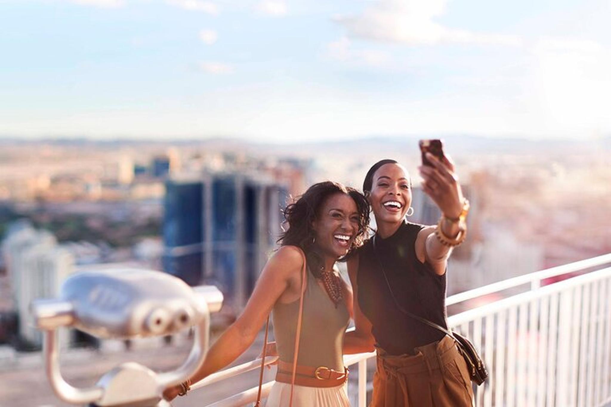 Las Vegas Helicopter Tour and Attractions Pass - Image 6