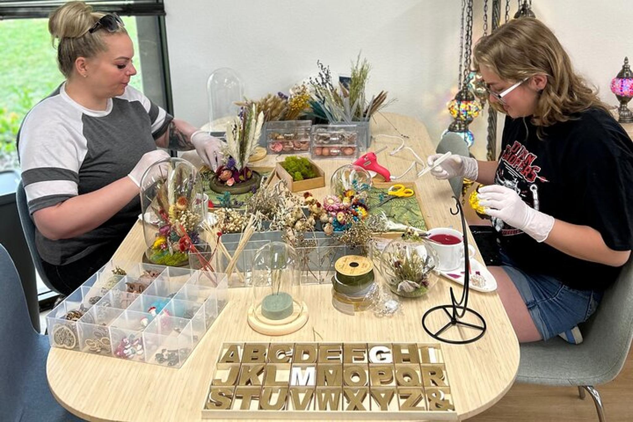 Orange County Flower Decorating Class - Image 1
