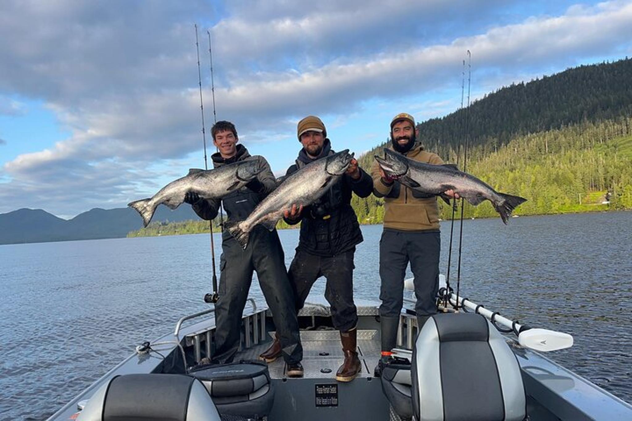Ketchikan Salmon Fishing Experience - Image 4