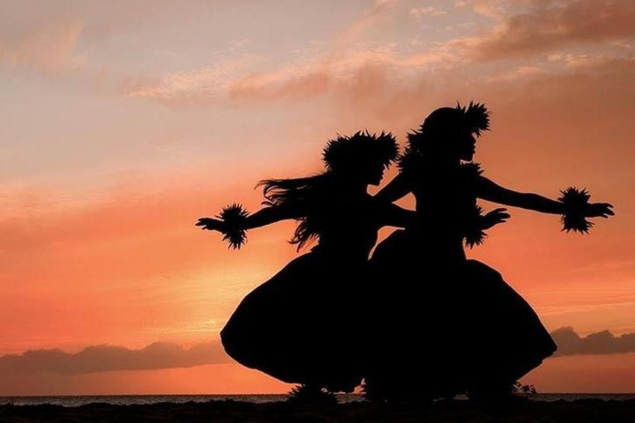 Big Island Voyagers of the Pacific Luau - Image 5
