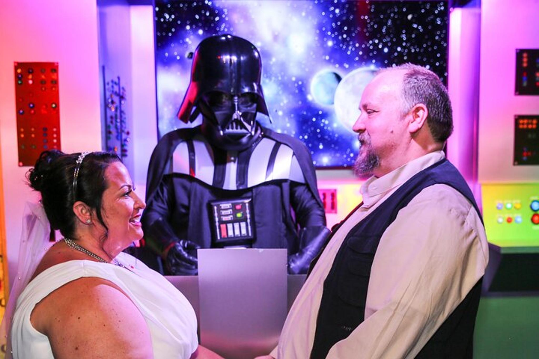 Las Vegas Photo Tour with Celebrity Impersonator - Image 5