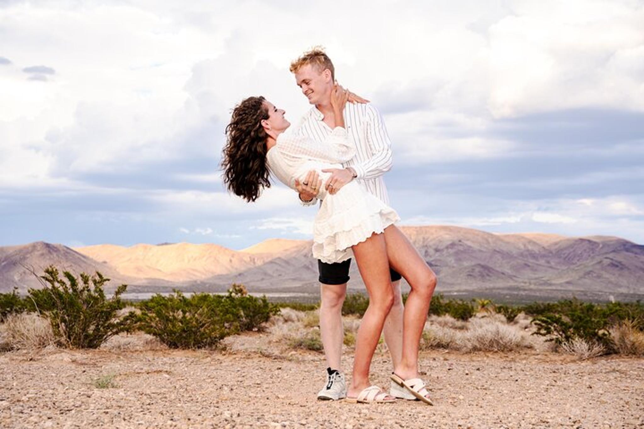 Las Vegas Desert Photoshoot Tour - Image 4