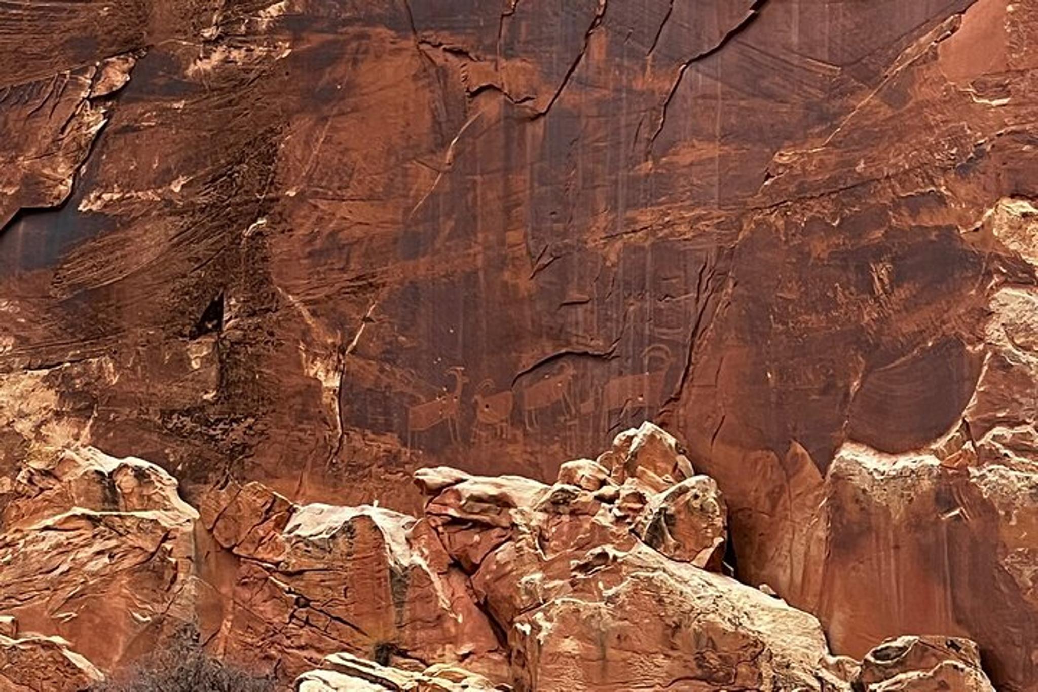 Bryce, Capitol Reef, and Arches 3-Day Private Tour - Image 6