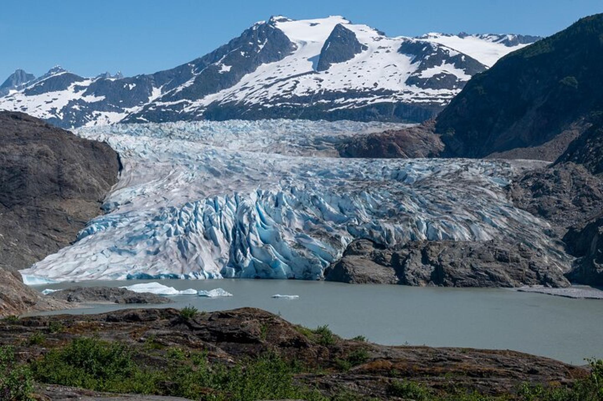 Juneau Mendenhall Glacier Guided Hike 6 hr - Image 2