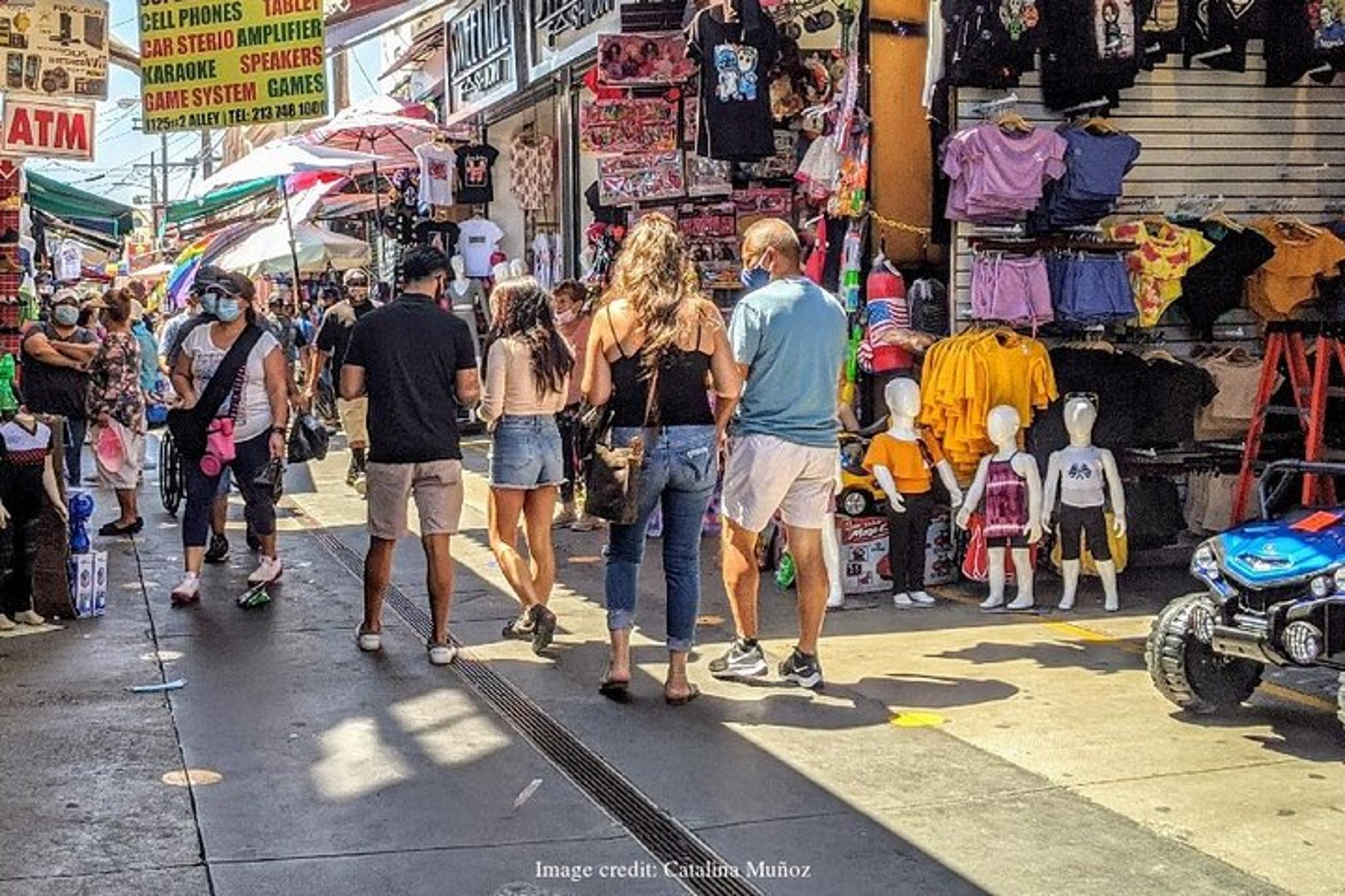 Los Angeles Fashion & Flower District Walking Tour - Image 2