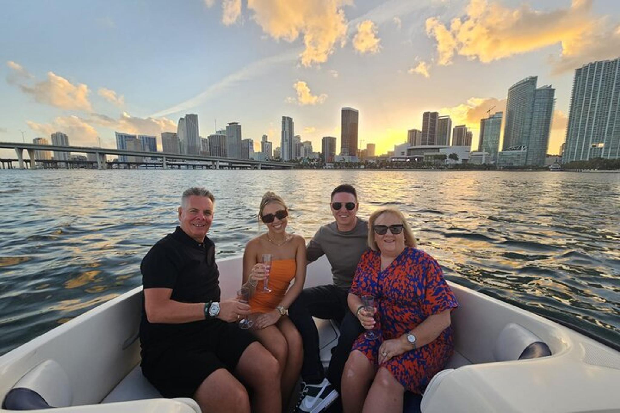 Miami Shared Boat Tour 2 hr - Image 6
