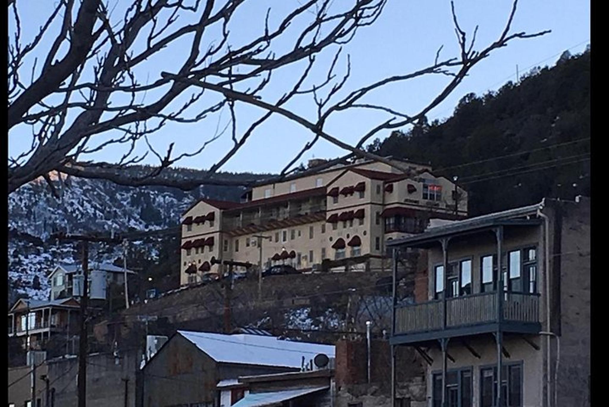 Cottonwood Cemetery Ghost Adventure - Image 4